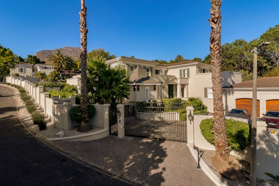 9 Bedroom Property for Sale in Parel Vallei Western Cape